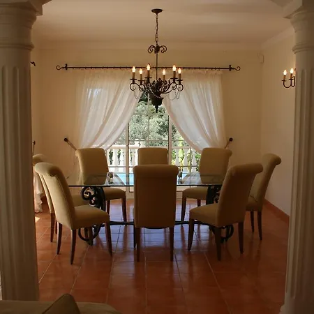 Casa Cereja 'adults Only' Bed & Breakfast *